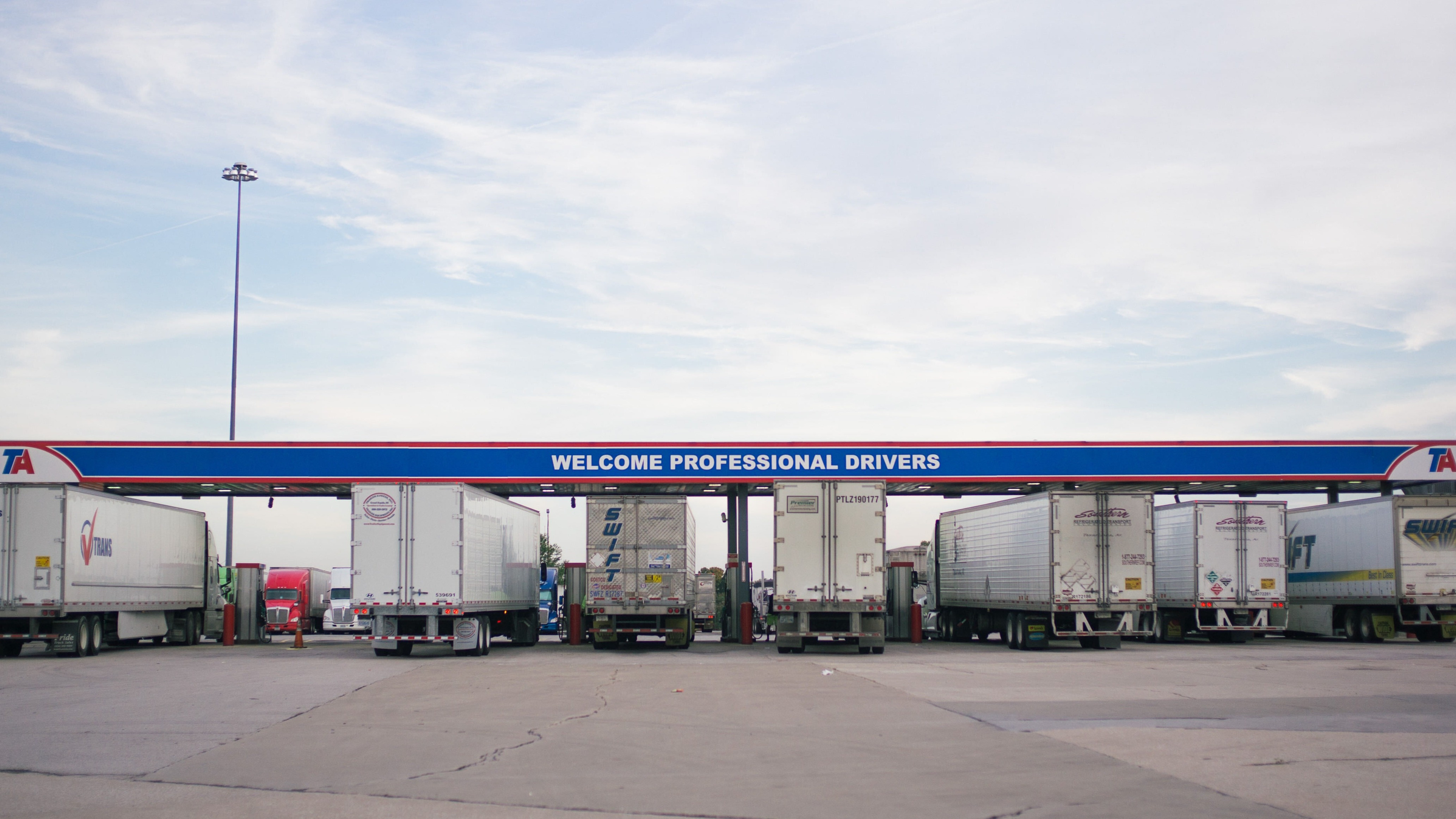 Simplifying logistics payments Loop