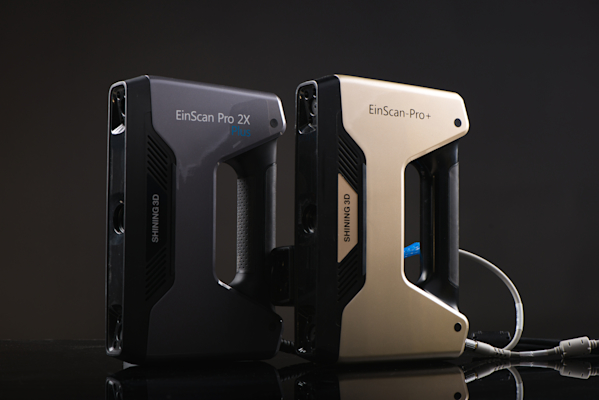 6. Einscan Pro+ and Einscan Pro2x Plus standing side by side