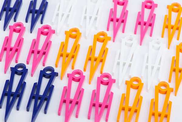 3d printed Victoria Hayes logo earrings