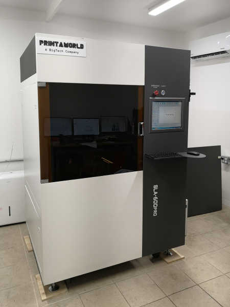 Large SLA 3D Printer - PrintAWorld