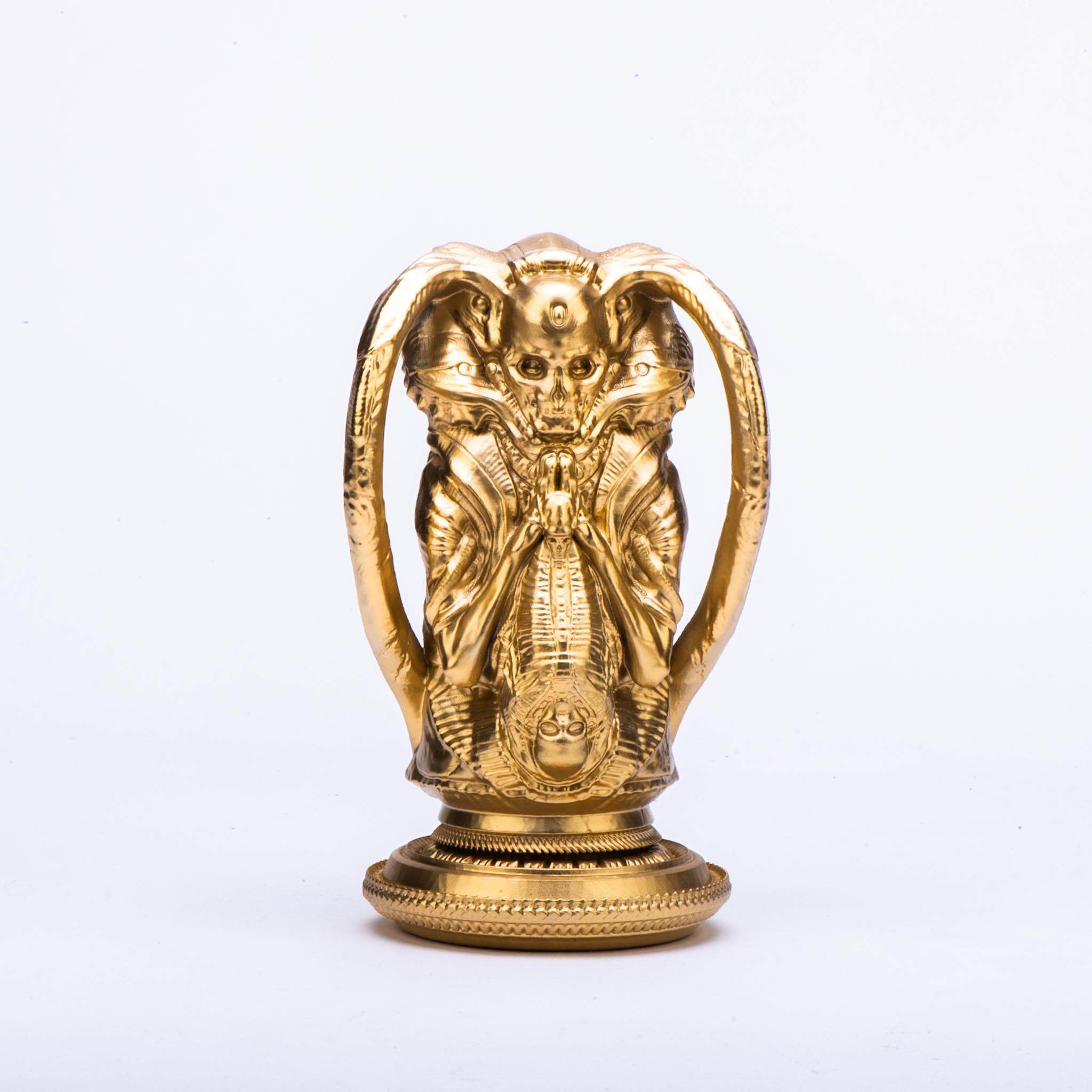 3d printed prayer statue by mark kent full