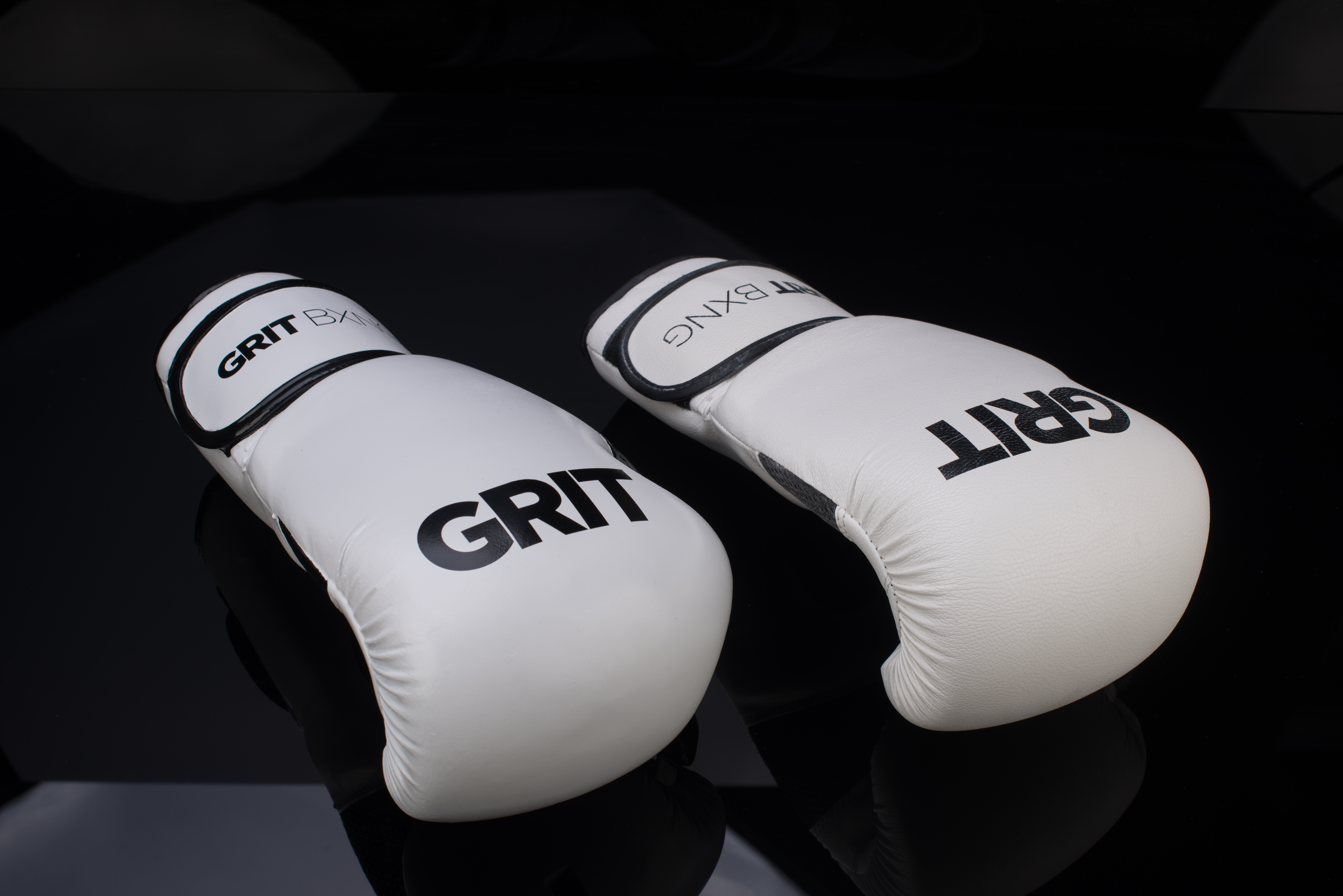 3D scan and reproduce a sculpture of the GRIT boxing glove