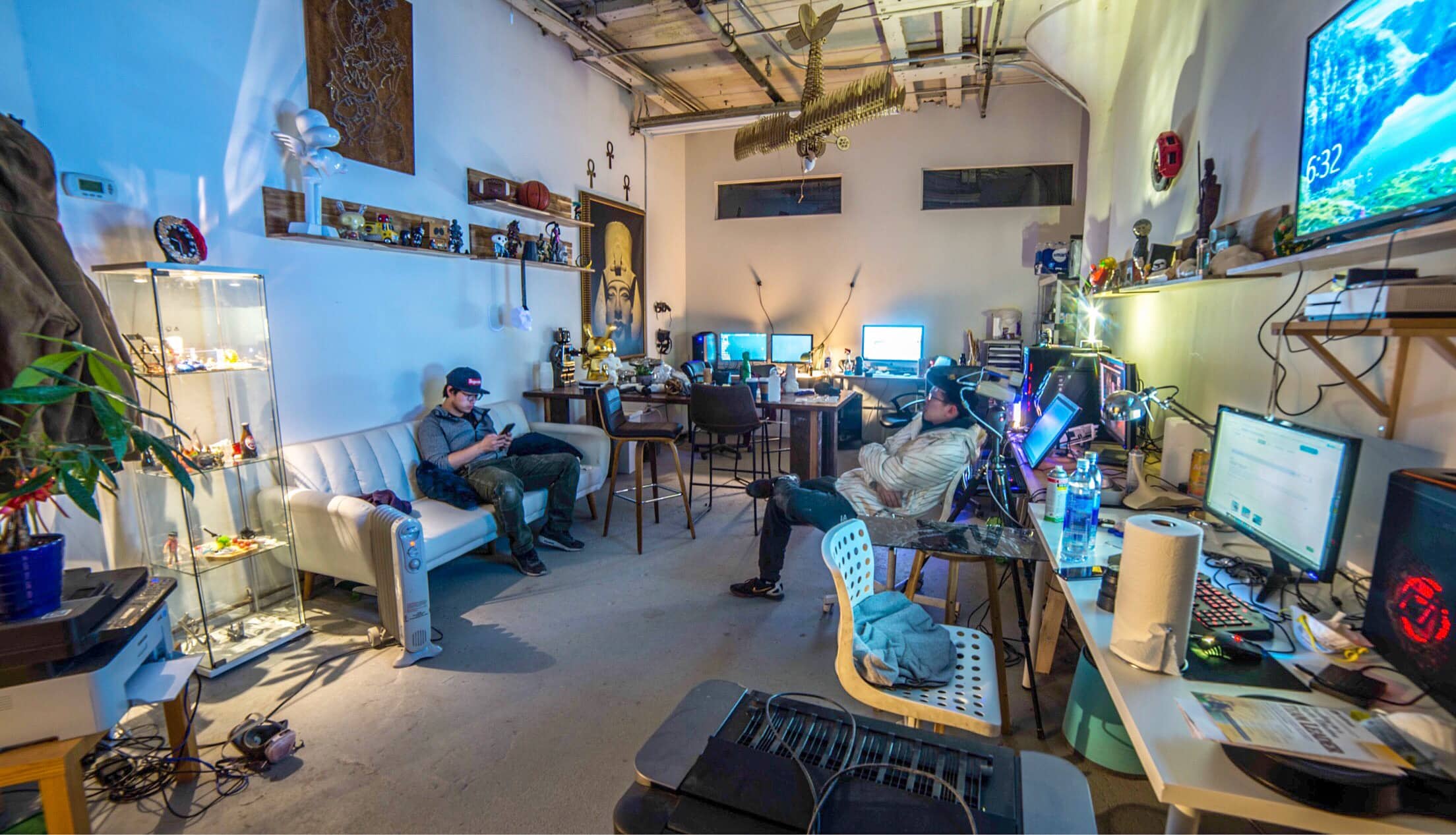 PrintAWorld's office