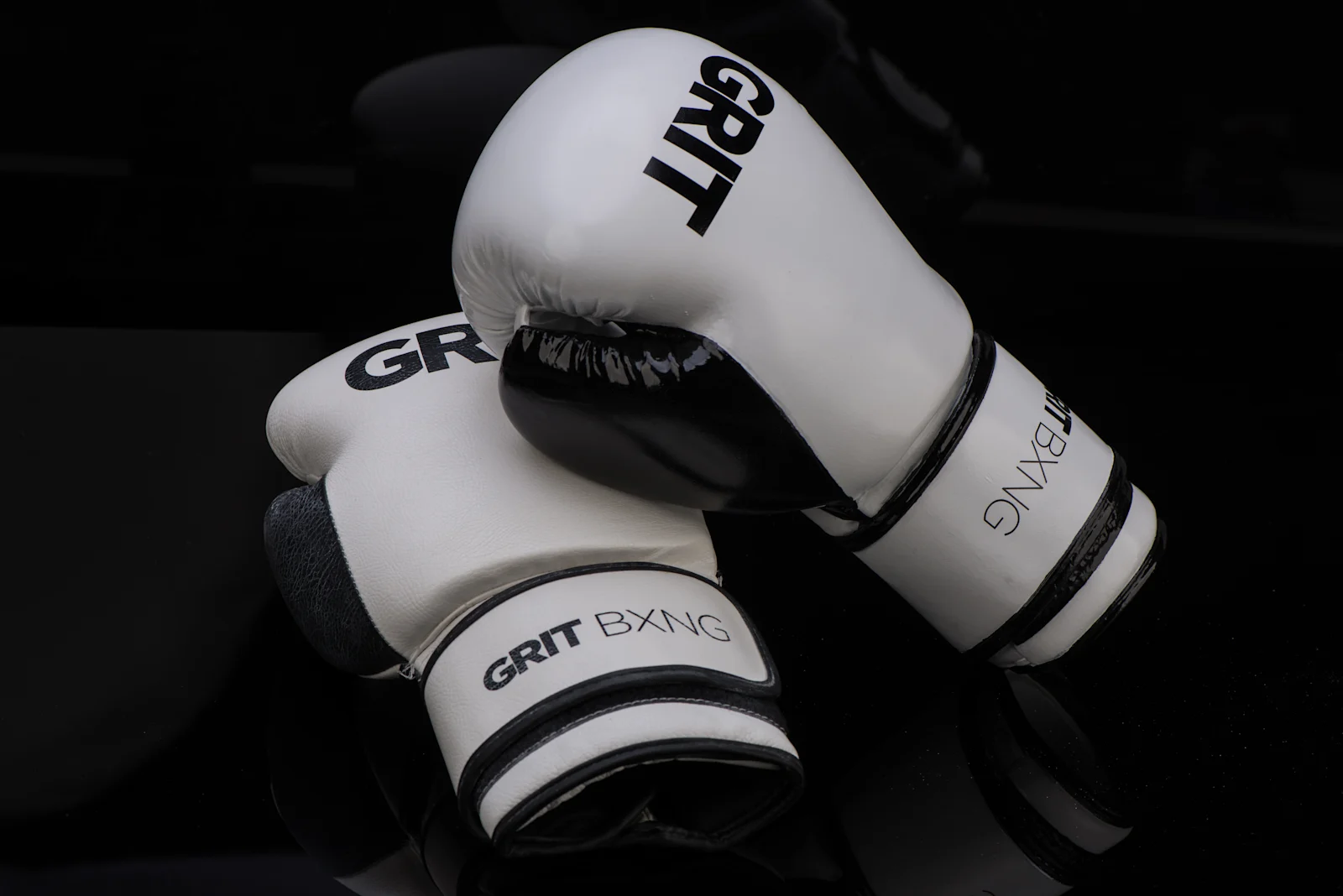 Boxing gloves customized with direct UV printing