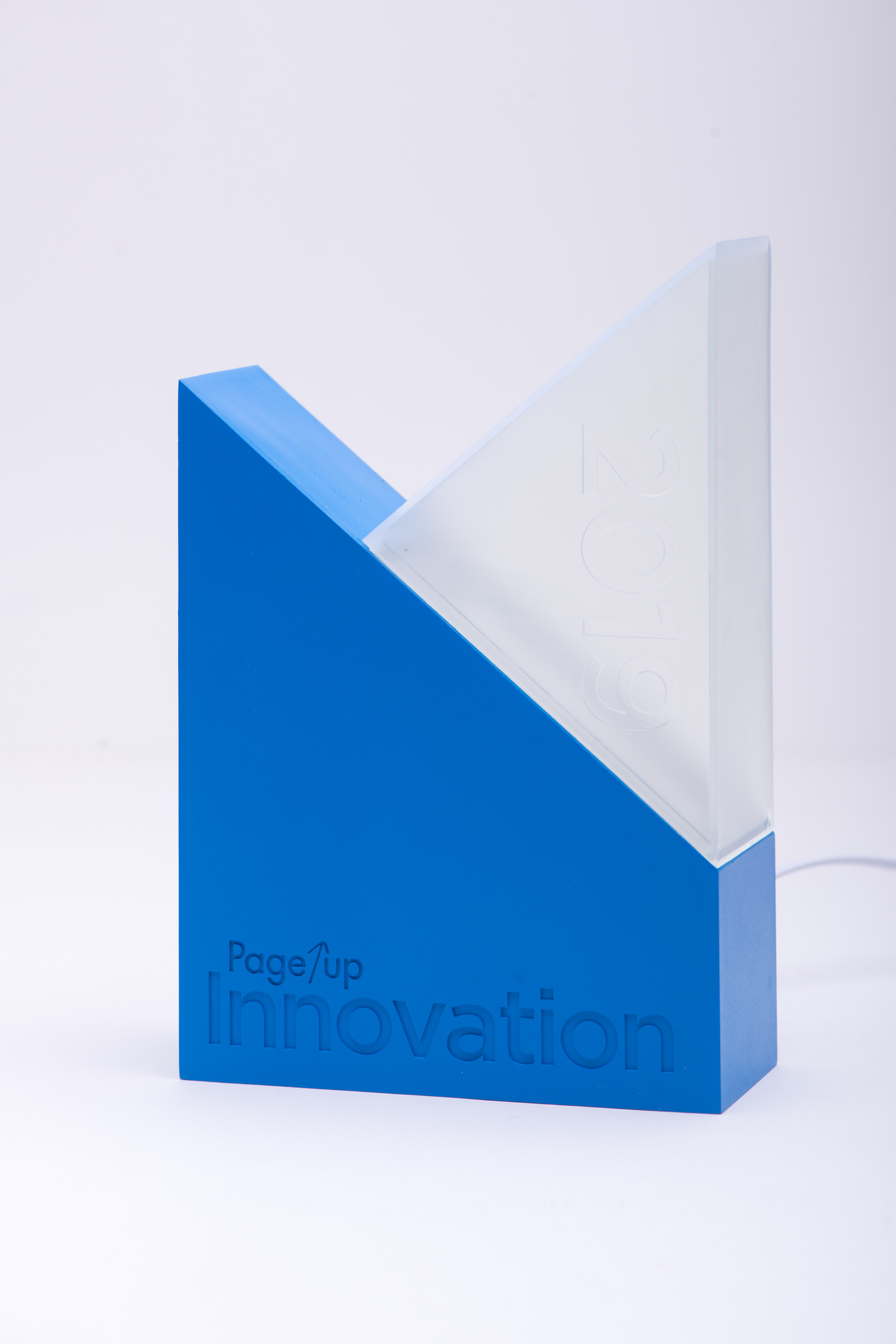 3d printed trophy that lights up