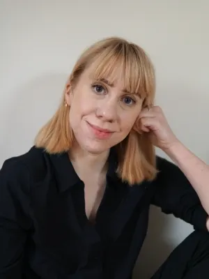 Grau/Autorin/Katrin Aimee