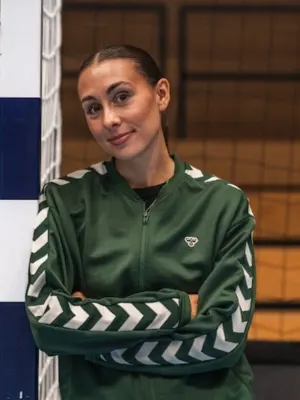 Grau/Autorin/Josefine Schneiders