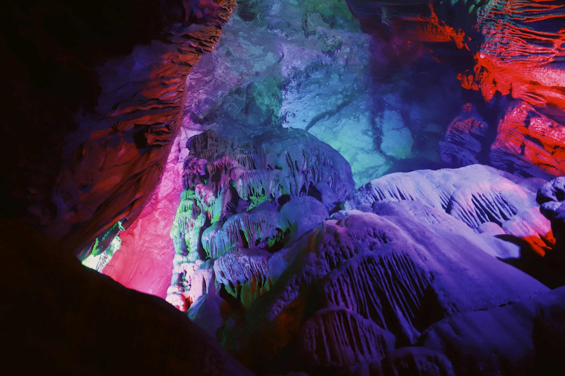capa do artigo Cavernas e o licenciamento ambiental