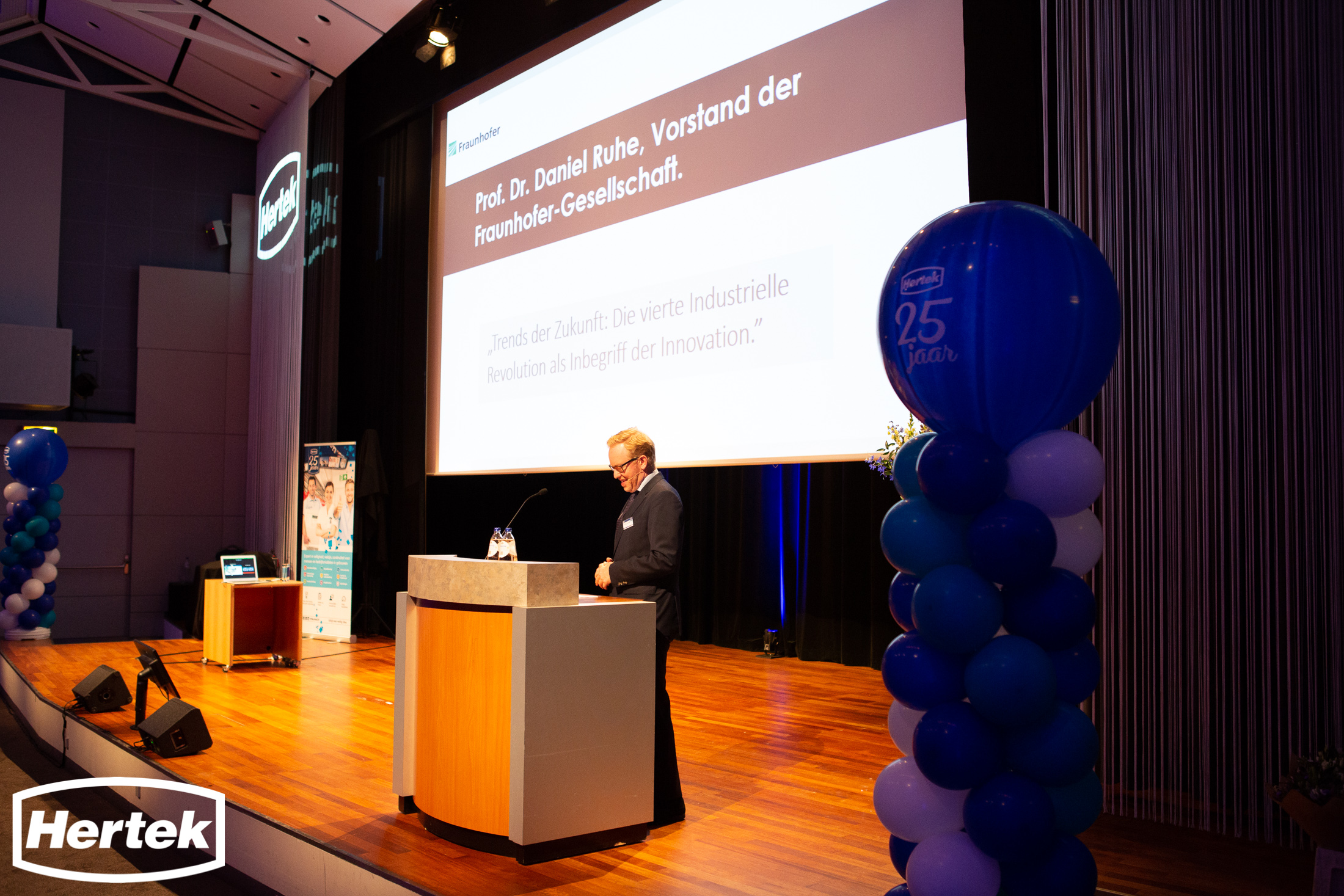 25-jarig jubileumfeest Hertek - 031