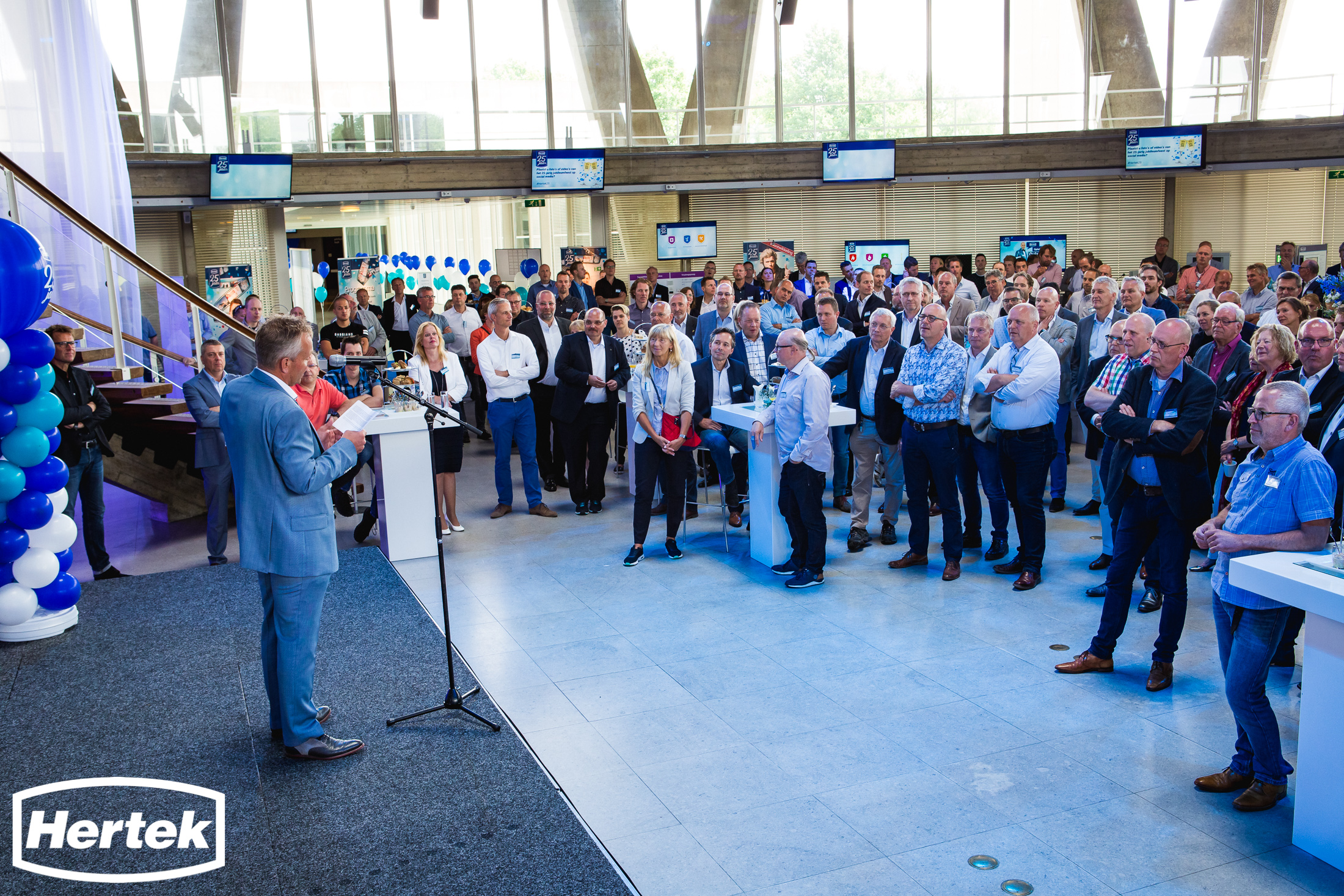 25-jarig jubileumfeest Hertek - 020