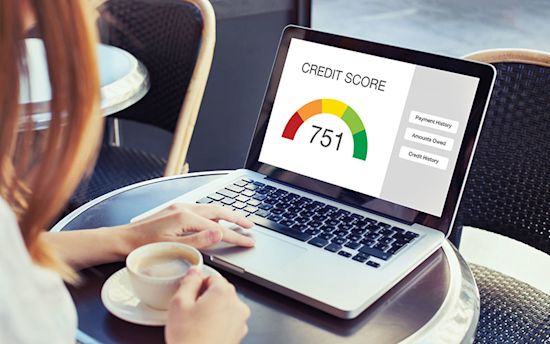 Credit Computer 8 Ways to Keep Your Credit Utilization Low | TheCreditReview