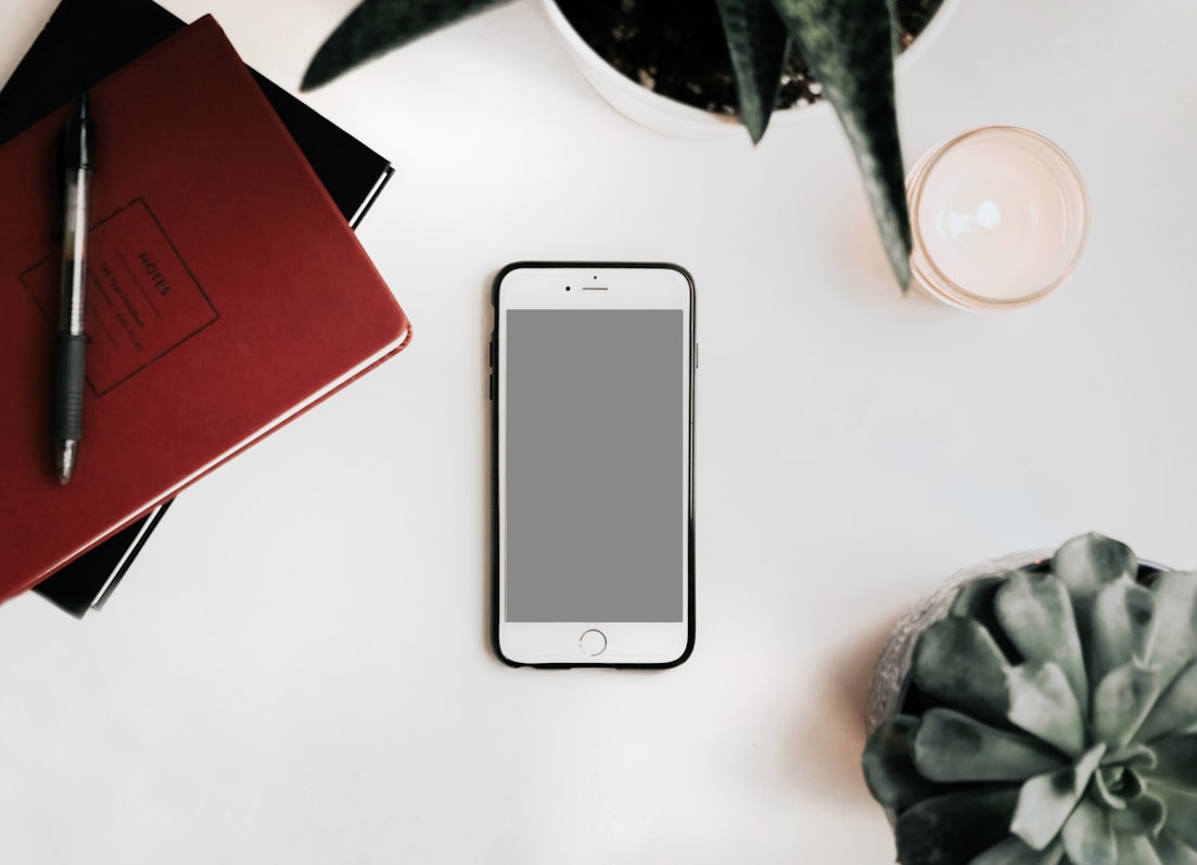 phone-desk