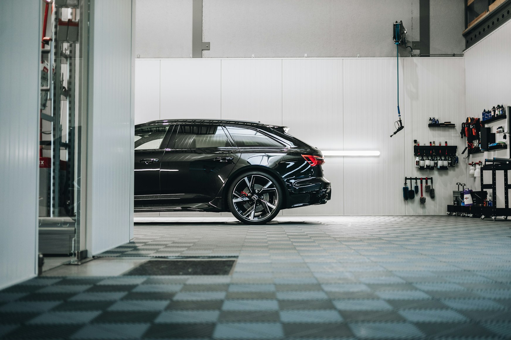 smart-car-garage