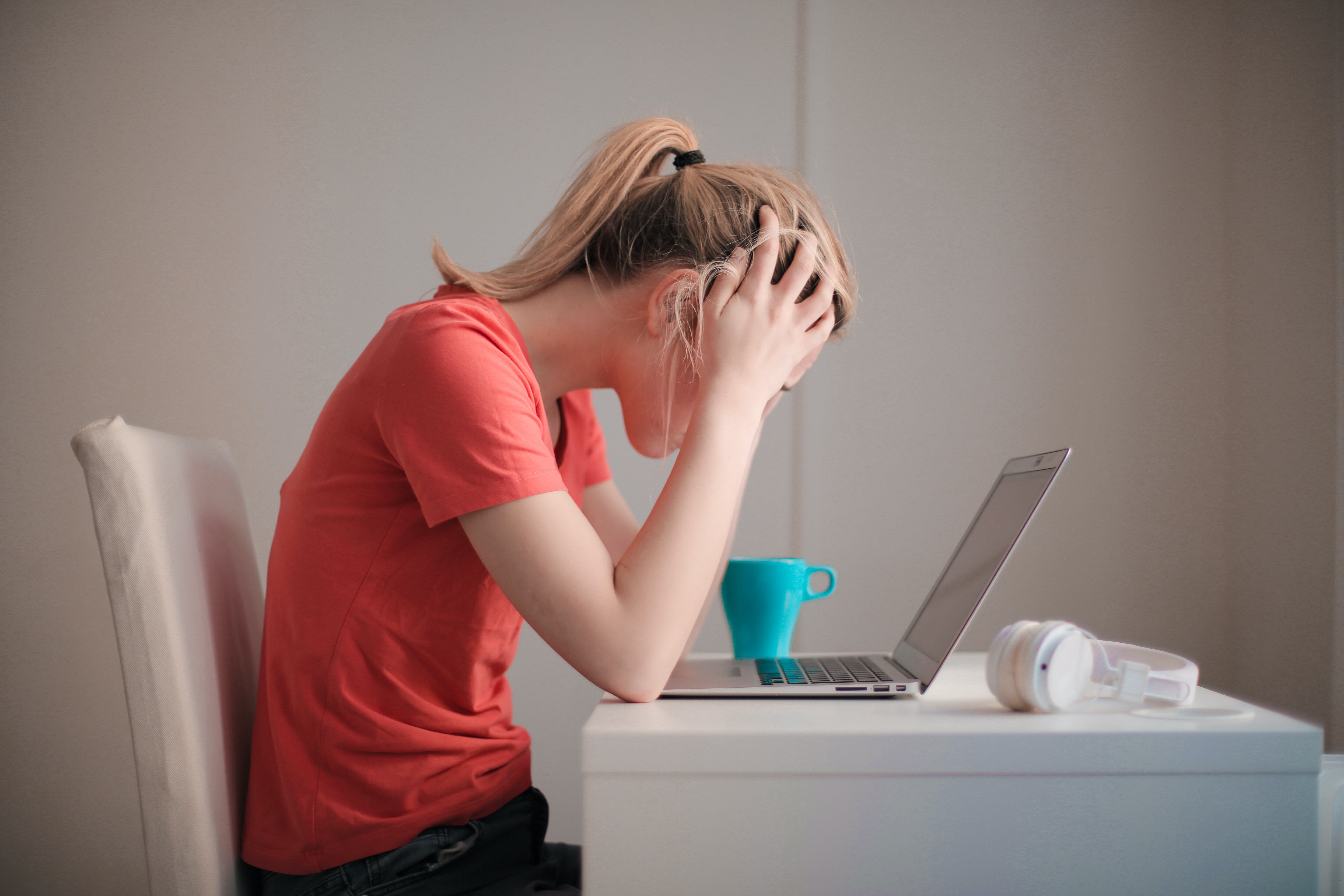 woman-laptop