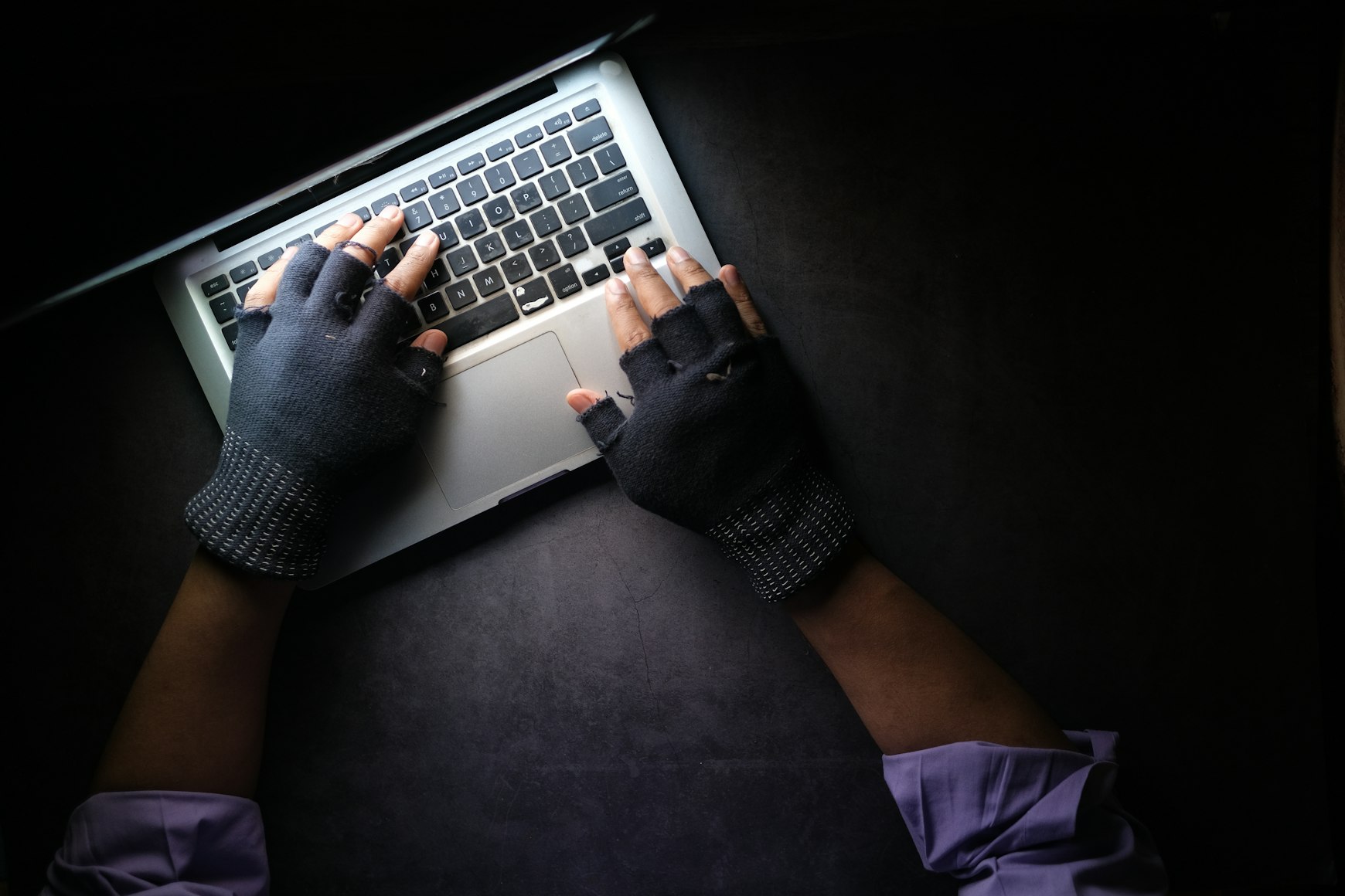 criminal-laptop