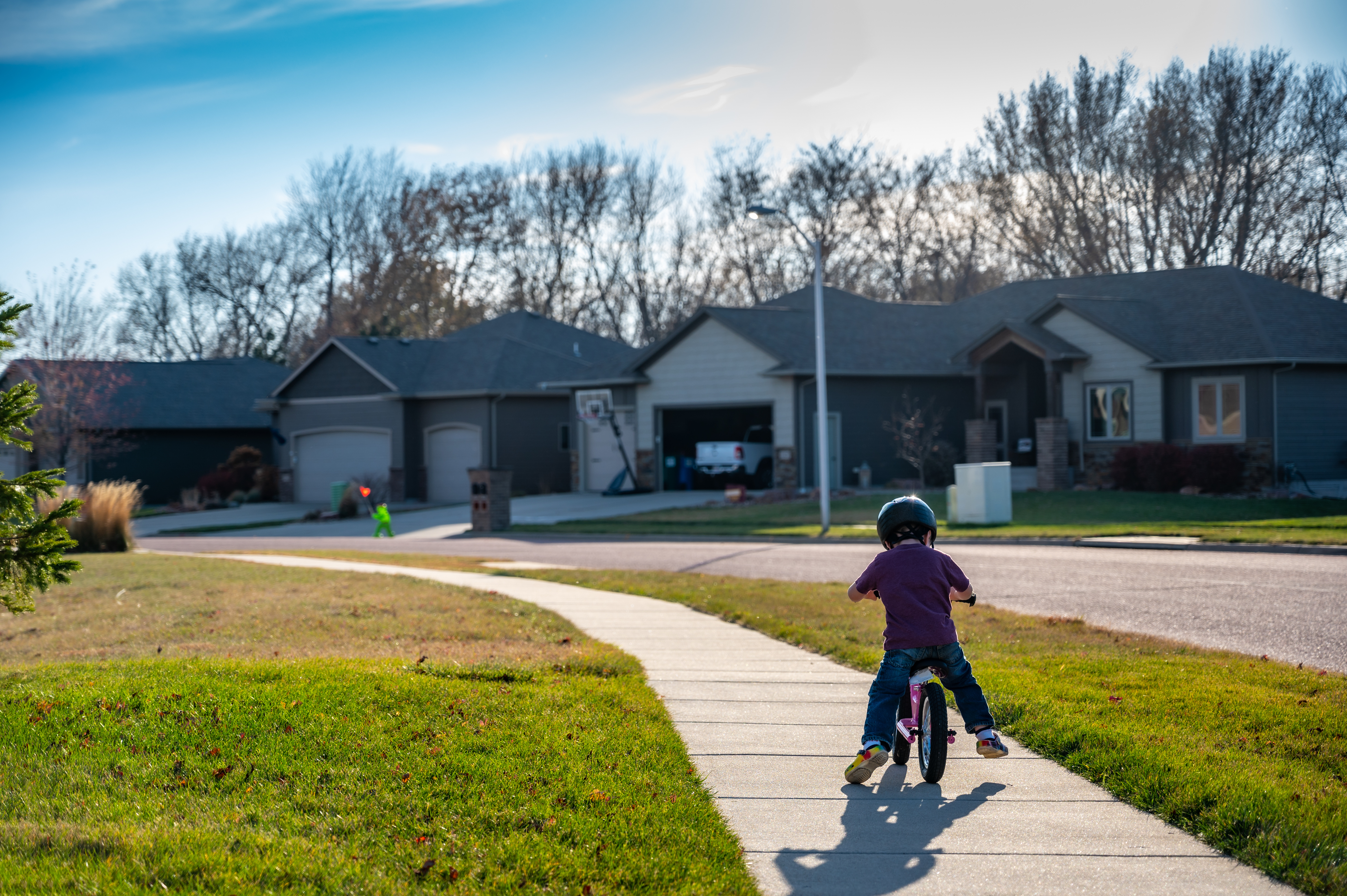 kid-on-bike-in-neighborhood