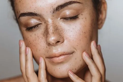 أفضل 7 غسول للبشرة المختلطة، أسعارها وأماكن الشراء 2021