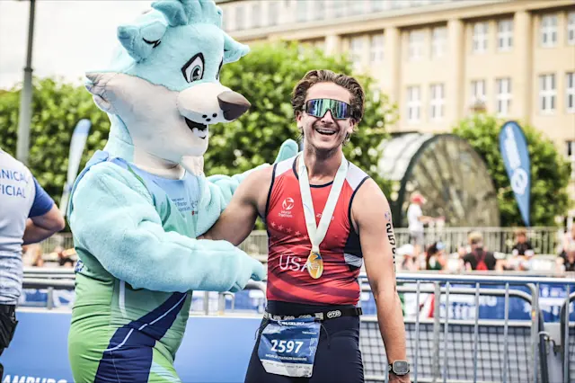 It’s Not Fitness. It’s Life. EQXM_EDT_ENDURANCE_SPORTS_25_747_image_three