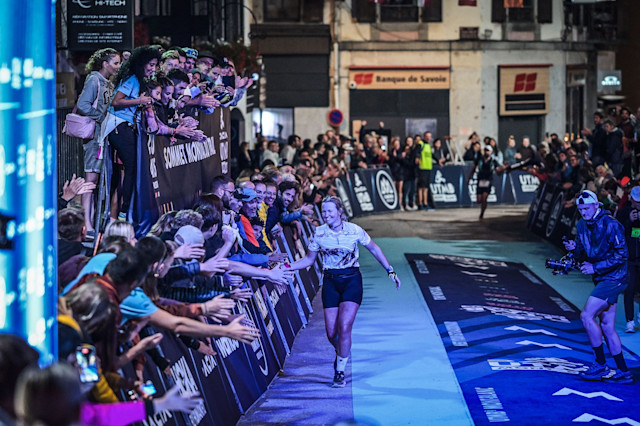 EQXM_EDT_LUCY_BARTHOLOMEW_24_590_image_one_finish_line