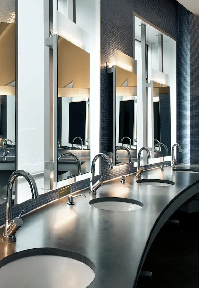 Unrivaled Group Fitness classes. Unparalleled Personal Training. Studios that inspire you to perform and luxury amenities that keep you feeling your best.