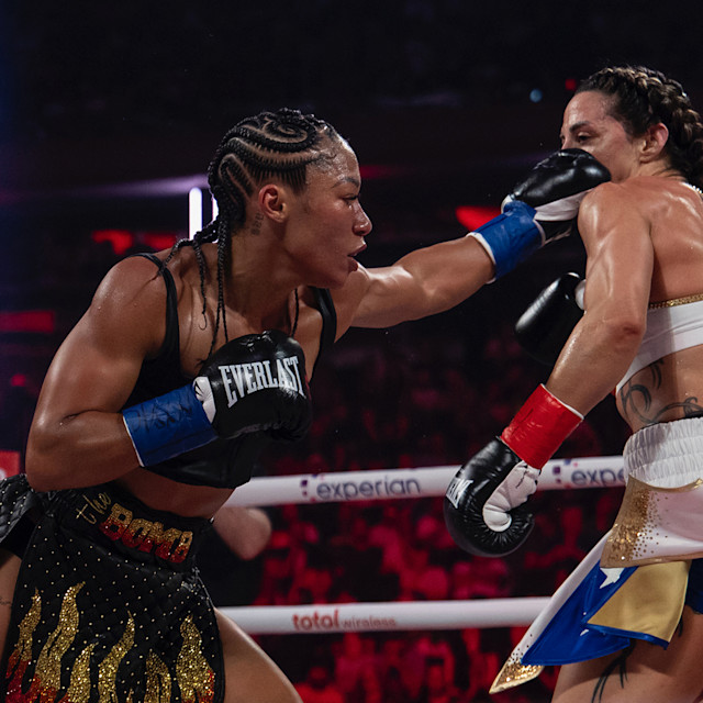 Unrivaled Group Fitness classes. Unparalleled Personal Training. Studios that inspire you to perform and luxury amenities that keep you feeling your best.