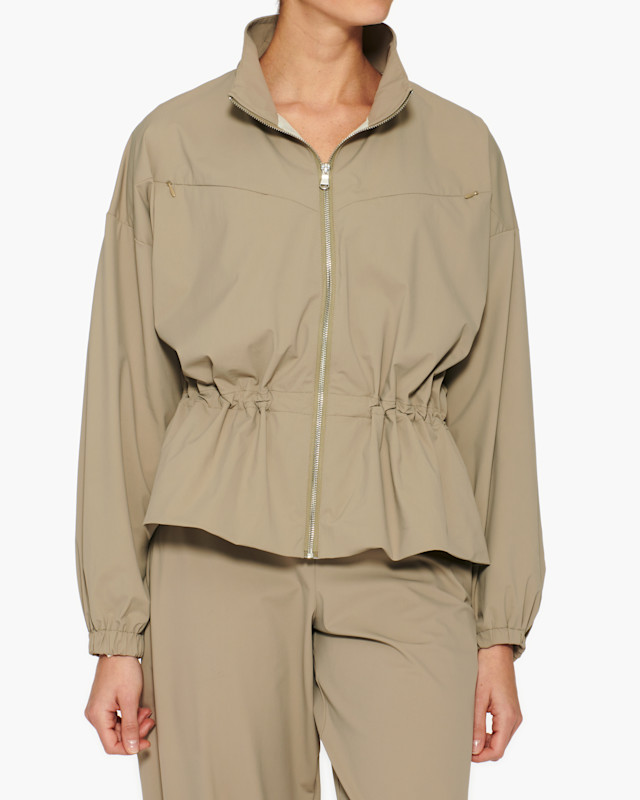 It’s Not Fitness. It’s Life. EQXM_EDT_STYLED_BY_EQX_DEB_ILIA_23_267_061_LIJK31_DUNE_005