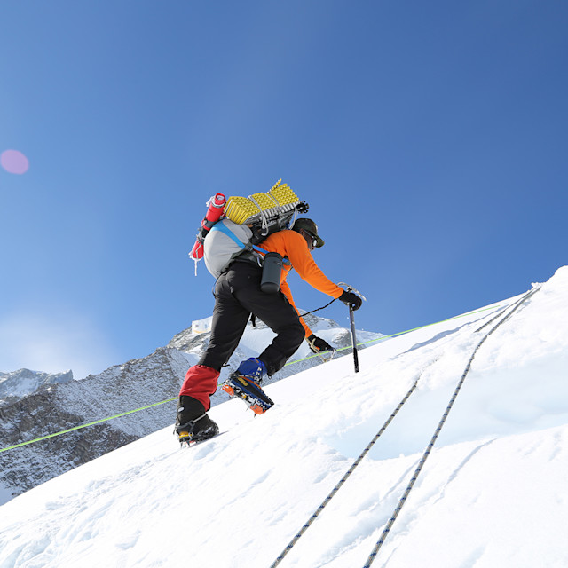 Unrivaled Group Fitness classes. Unparalleled Personal Training. Studios that inspire you to perform and luxury amenities that keep you feeling your best.