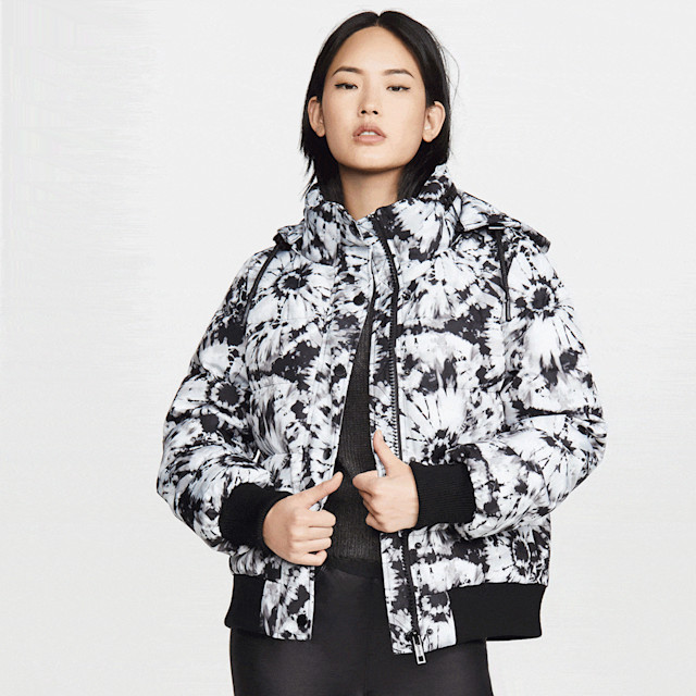 It’s Not Fitness. It’s Life. Unrivaled Group Fitness classes. Unparalleled Personal Training. Studios that inspire you to perform and luxury amenities that keep you feeling your best.