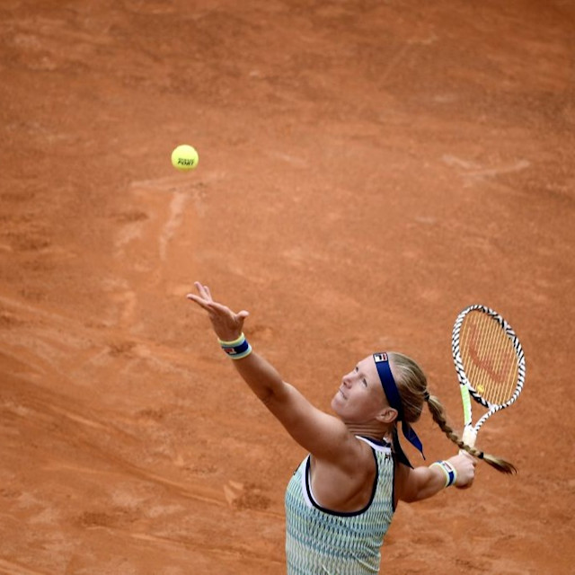 It’s Not Fitness. It’s Life. Unrivaled Group Fitness classes. Unparalleled Personal Training. Studios that inspire you to perform and luxury amenities that keep you feeling your best.