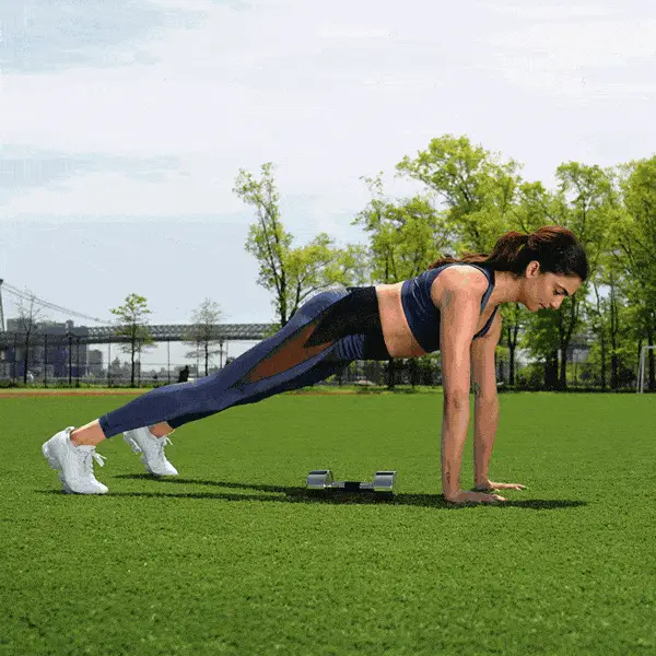 Core + horizontal pull: Renegade row to dumbbell drag