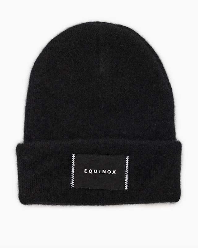 EQXM_EDT_GIFT_GUIDE_COMFORT_23_415_Beanie
