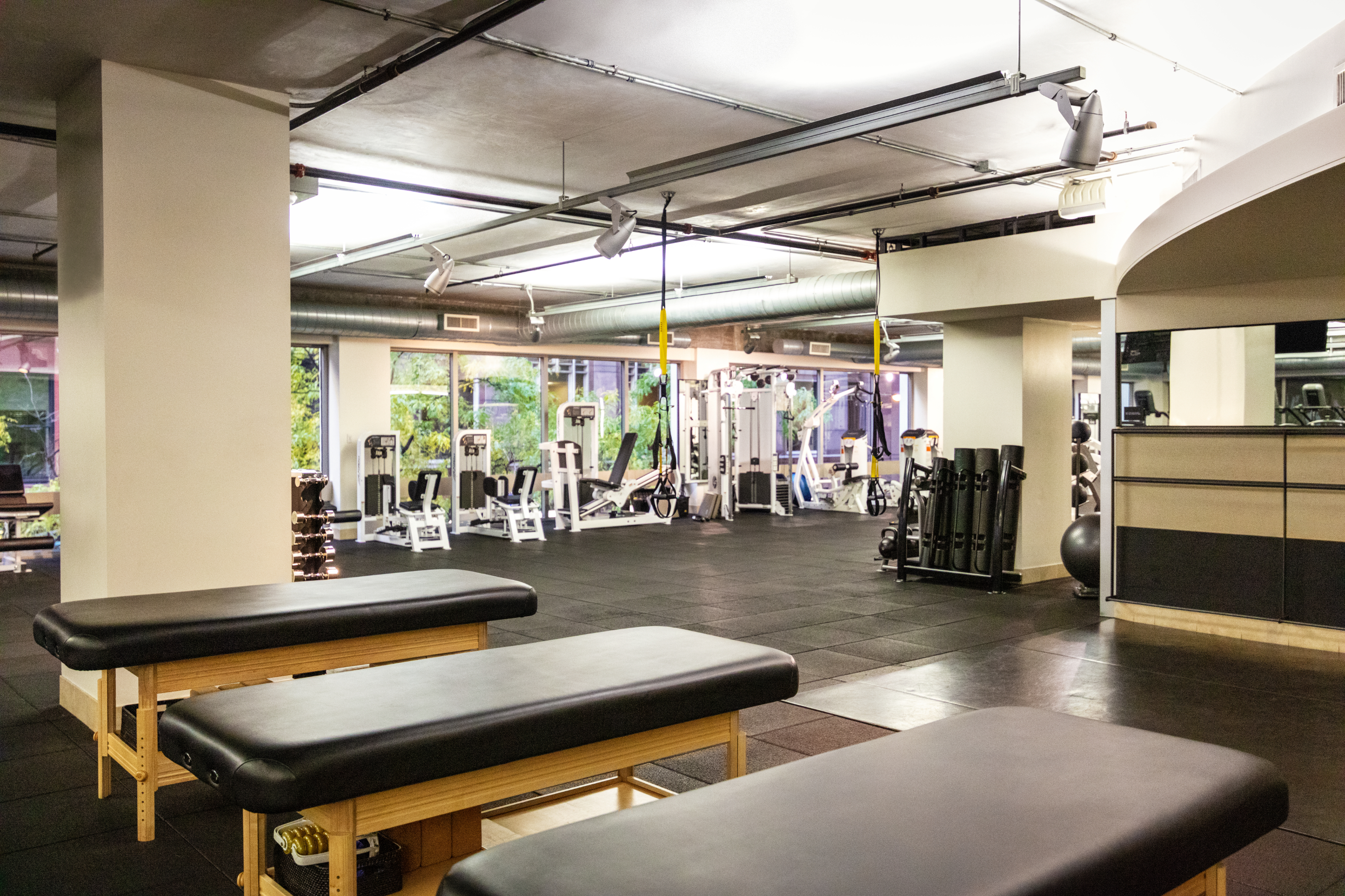 Chicago Loop Gyms Fitness Clubs With Pilates And Yoga Studios