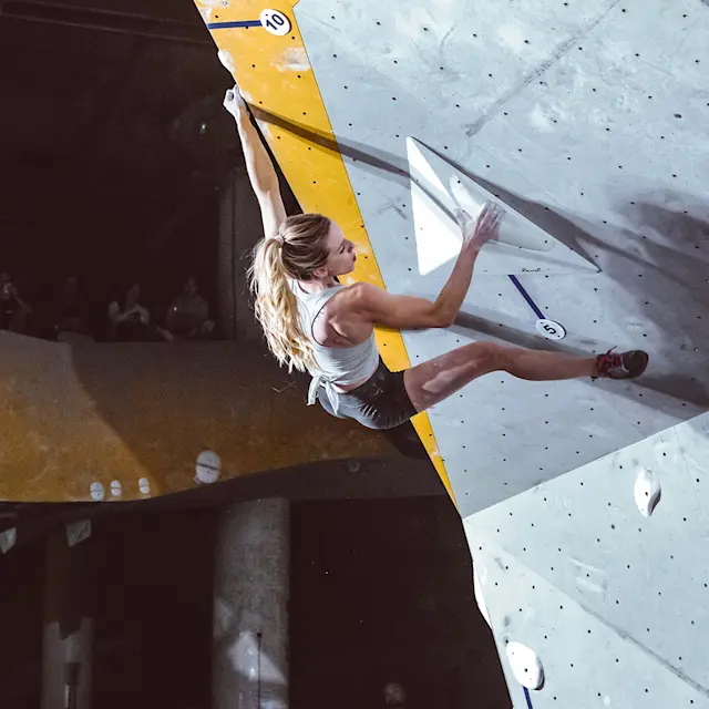 Unrivaled Group Fitness classes. Unparalleled Personal Training. Studios that inspire you to perform and luxury amenities that keep you feeling your best.