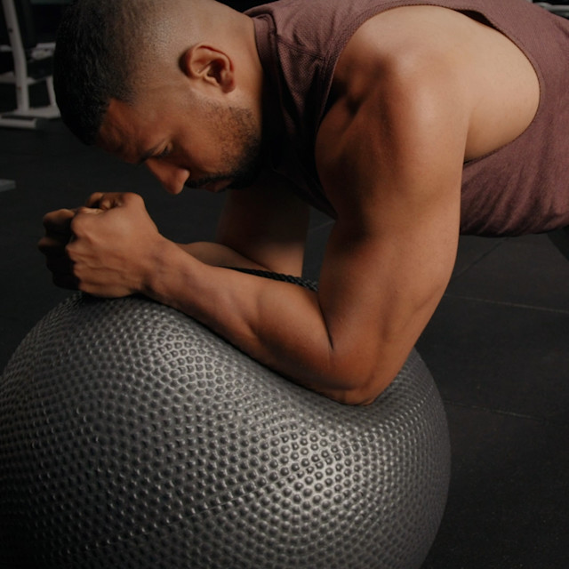 Unrivaled Group Fitness classes. Unparalleled Personal Training. Studios that inspire you to perform and luxury amenities that keep you feeling your best.