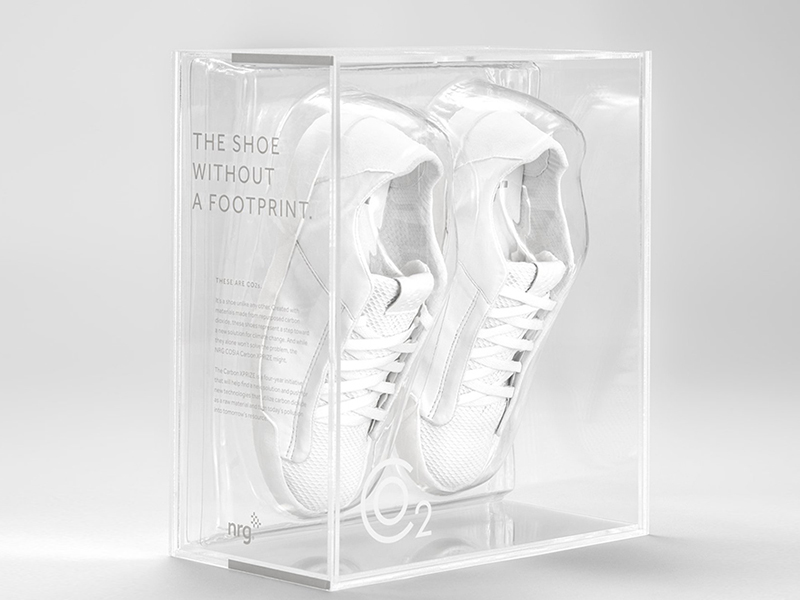  ‘NO FOOTPRINT’ SNEAKERS