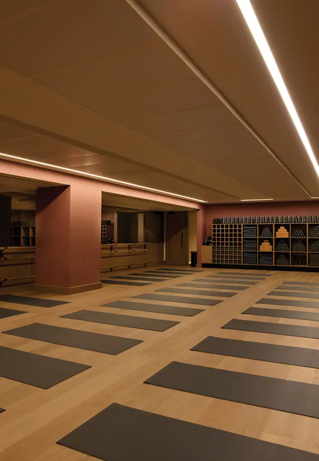 Unrivaled Group Fitness classes. Unparalleled Personal Training. Studios that inspire you to perform and luxury amenities that keep you feeling your best.