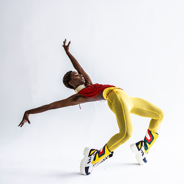Unrivaled Group Fitness classes. Unparalleled Personal Training. Studios that inspire you to perform and luxury amenities that keep you feeling your best.