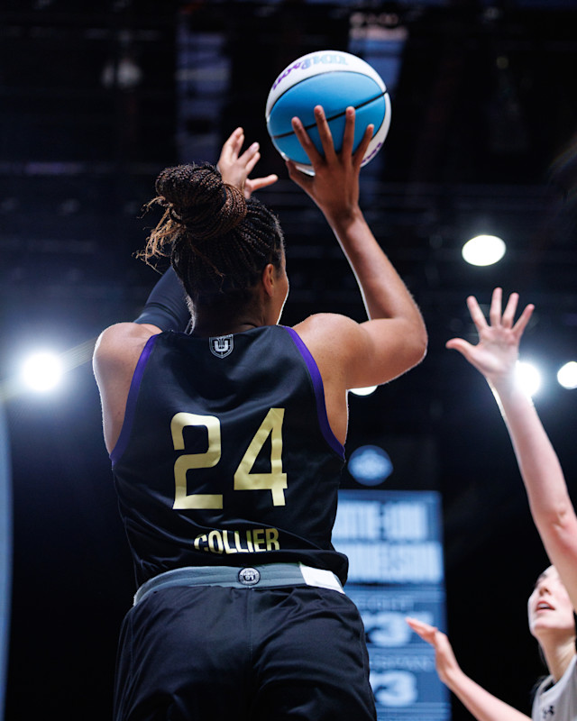 EQXM_EDT_NAPHESSA_COLLIER_25_741_image_one