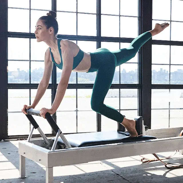 It’s Not Fitness. It’s Life. Power move: Single-leg knee stretches