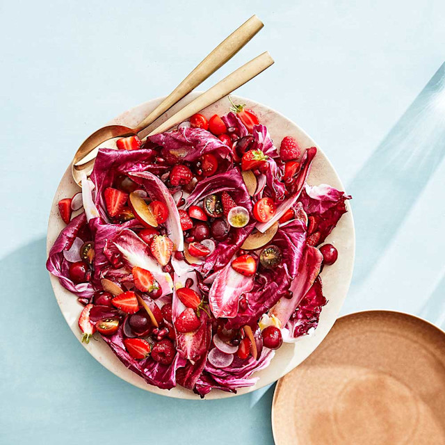 Red salad with ras el hanout dressing