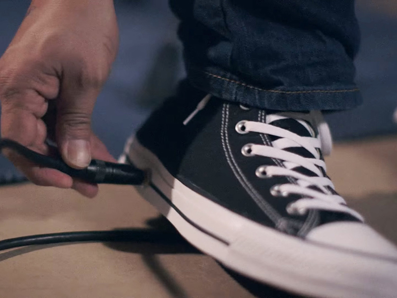 MUSICAL SNEAKERS