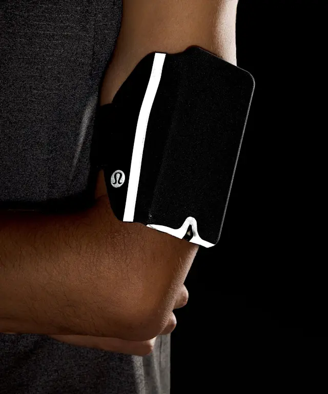 EQXM_EDT_TRAIL_RUNNING_FASHION_23_357_LU9AYKS_0001_4_1200x