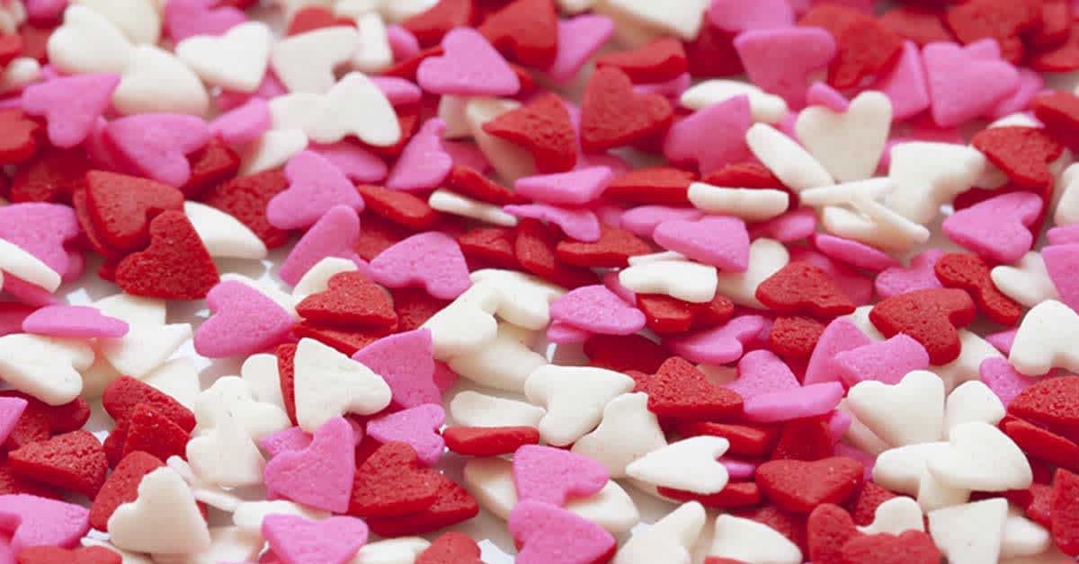candy hearts - 6 Mother's Day gifts to make with kids