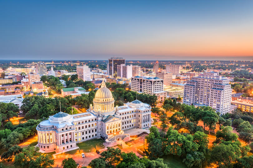 States with the biggest debt problem - Capitol building in Jackson, Mississippi. 