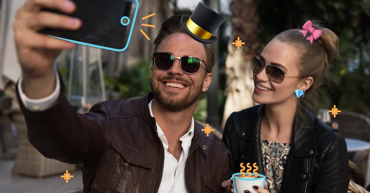 man and woman taking selfie - how to avoid lifestyle creep