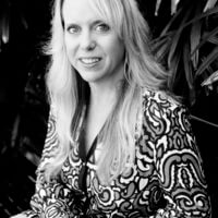 Author bio headshot, Julie Ryan Evans