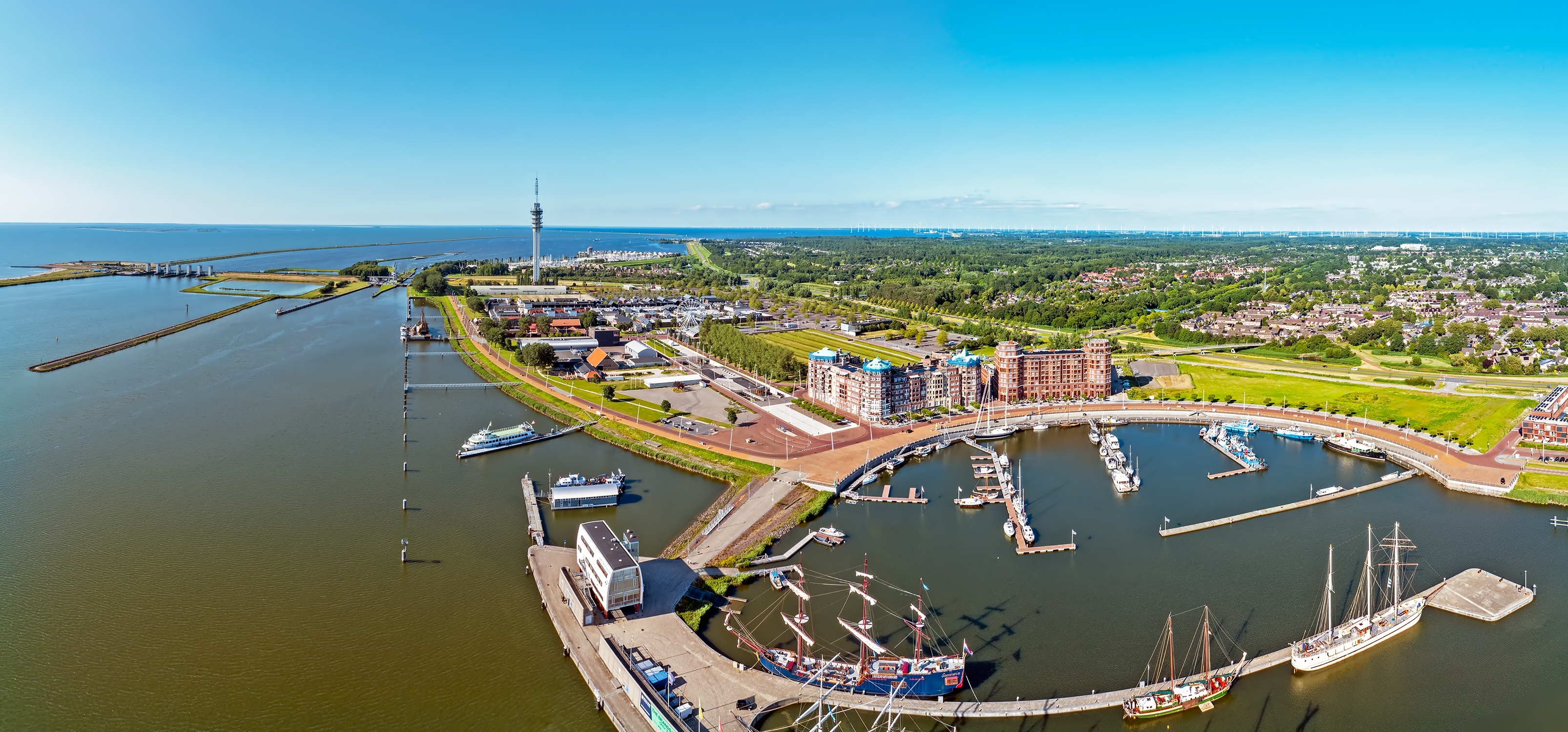 Luchtfoto panorama Lelystad