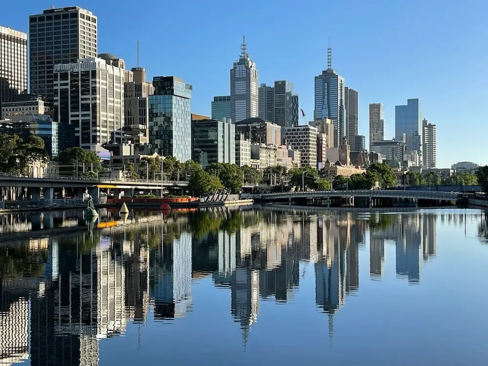 king-street-bridge-things-to-do-melbourne-cbd-pelago-min