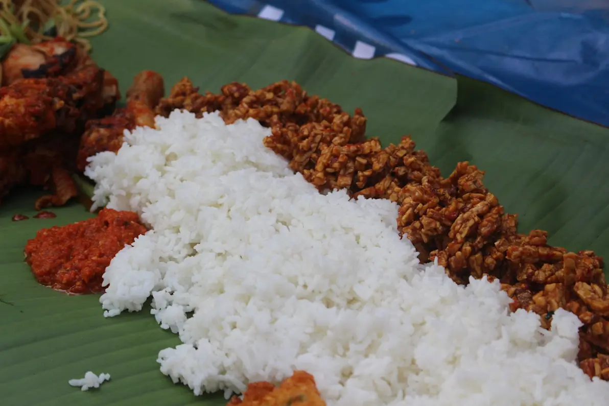 banana leaf rice with curry