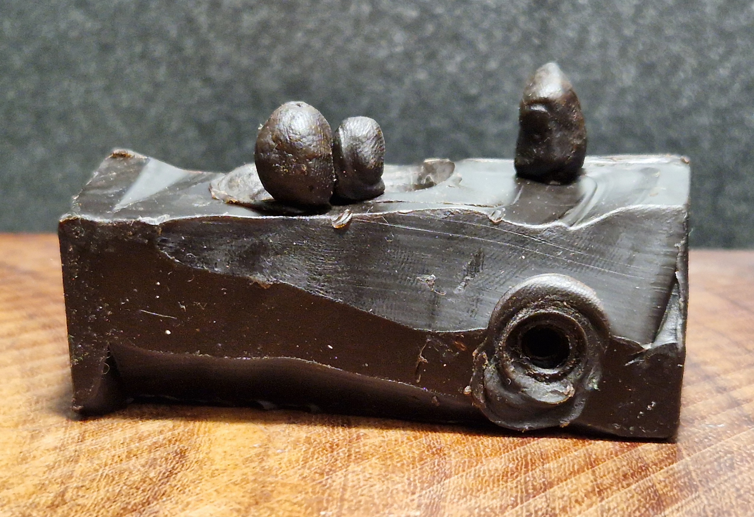 Landschap met doline en grot